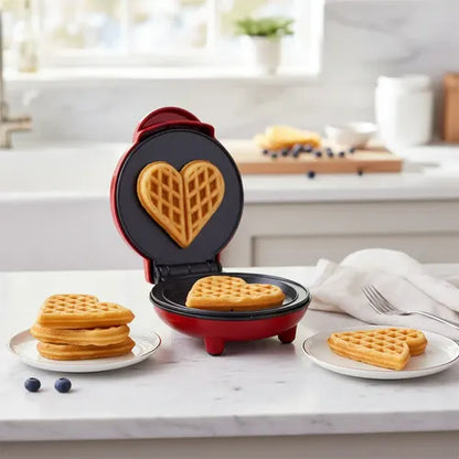 Mini Waflera Eléctrica Forma Corazón Antiadherente Roja