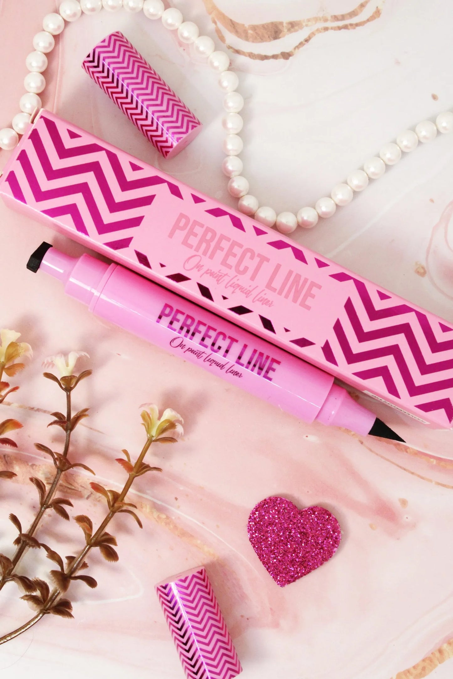 Plumón Delineador + Sello Gato Perfect Line 2 en 1 – Miis Cosmetics
