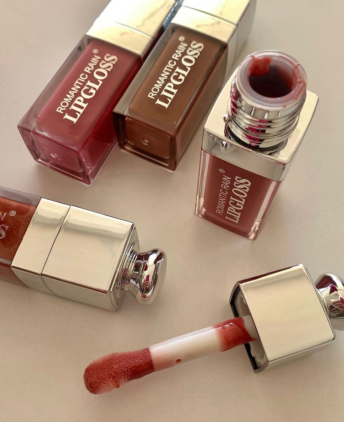 LIP GLOSS BOLI LUJO NUDE ROMANTIC RAIN