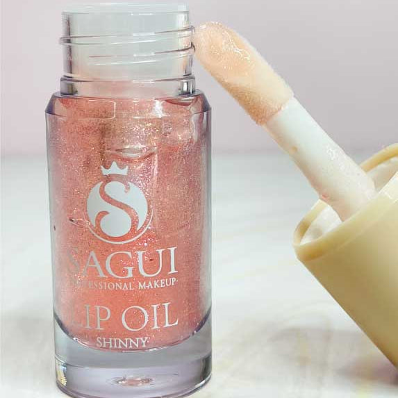 Lip oil chinny sagui