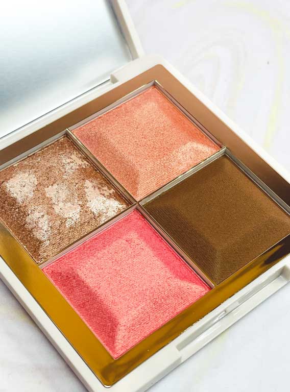 PALETA DE BRONCEADOR ,RUBOR E ILUMINADOR MONTOC