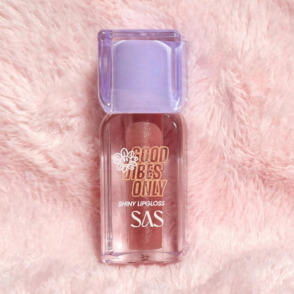 SHINY LIPGLOSS