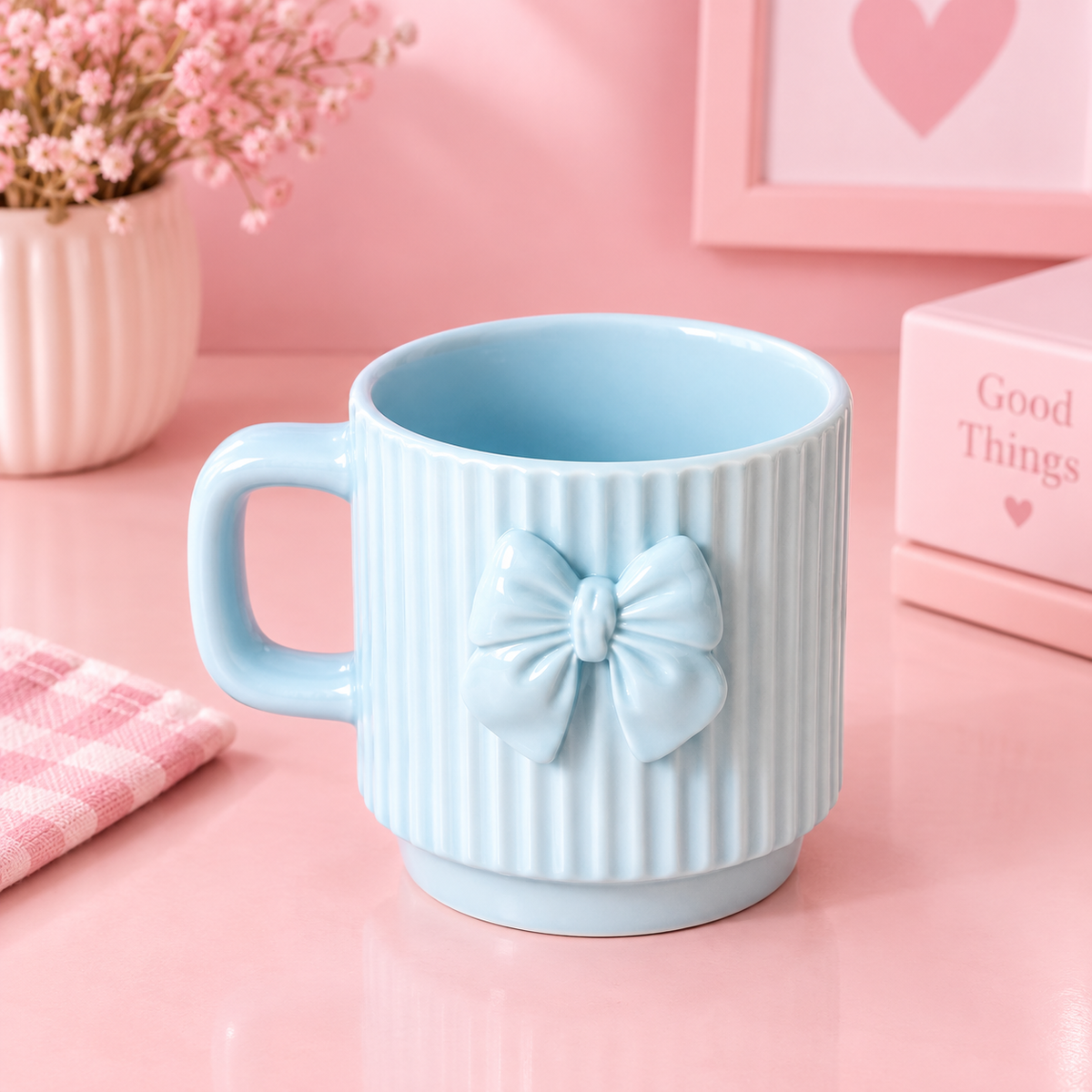 Taza de cerámica con moño