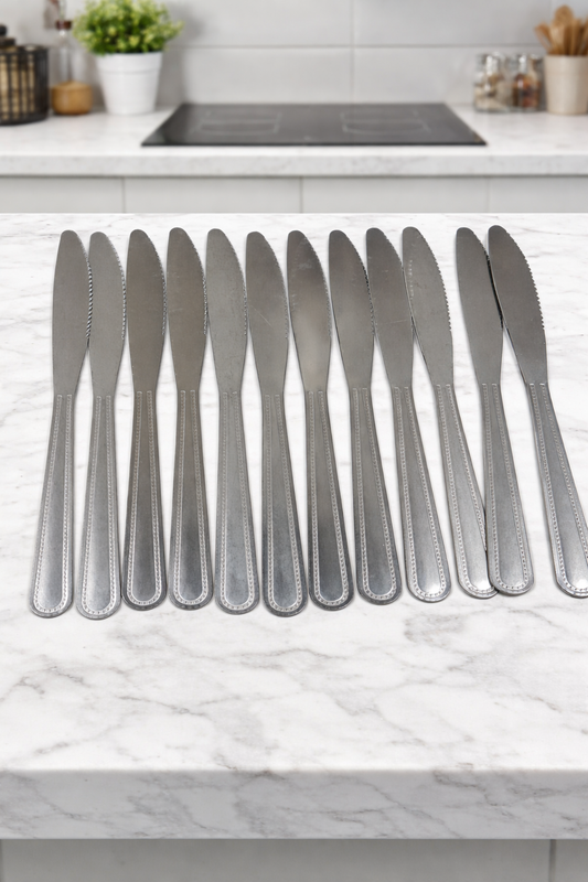 Set de 12 cuchillos de mesa
