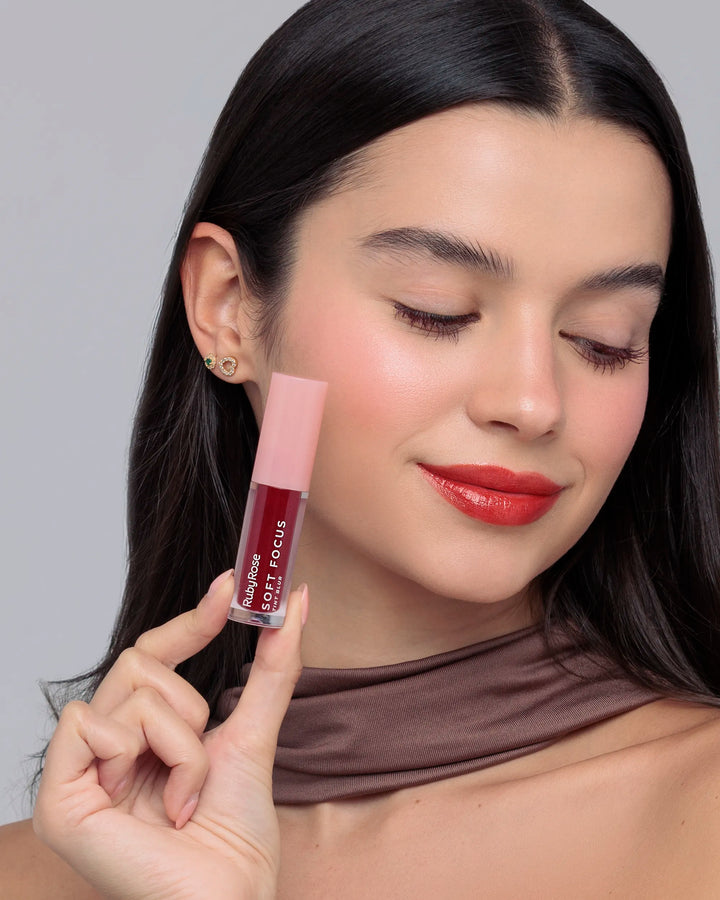 Tinta labial soft focus Ruby Rose