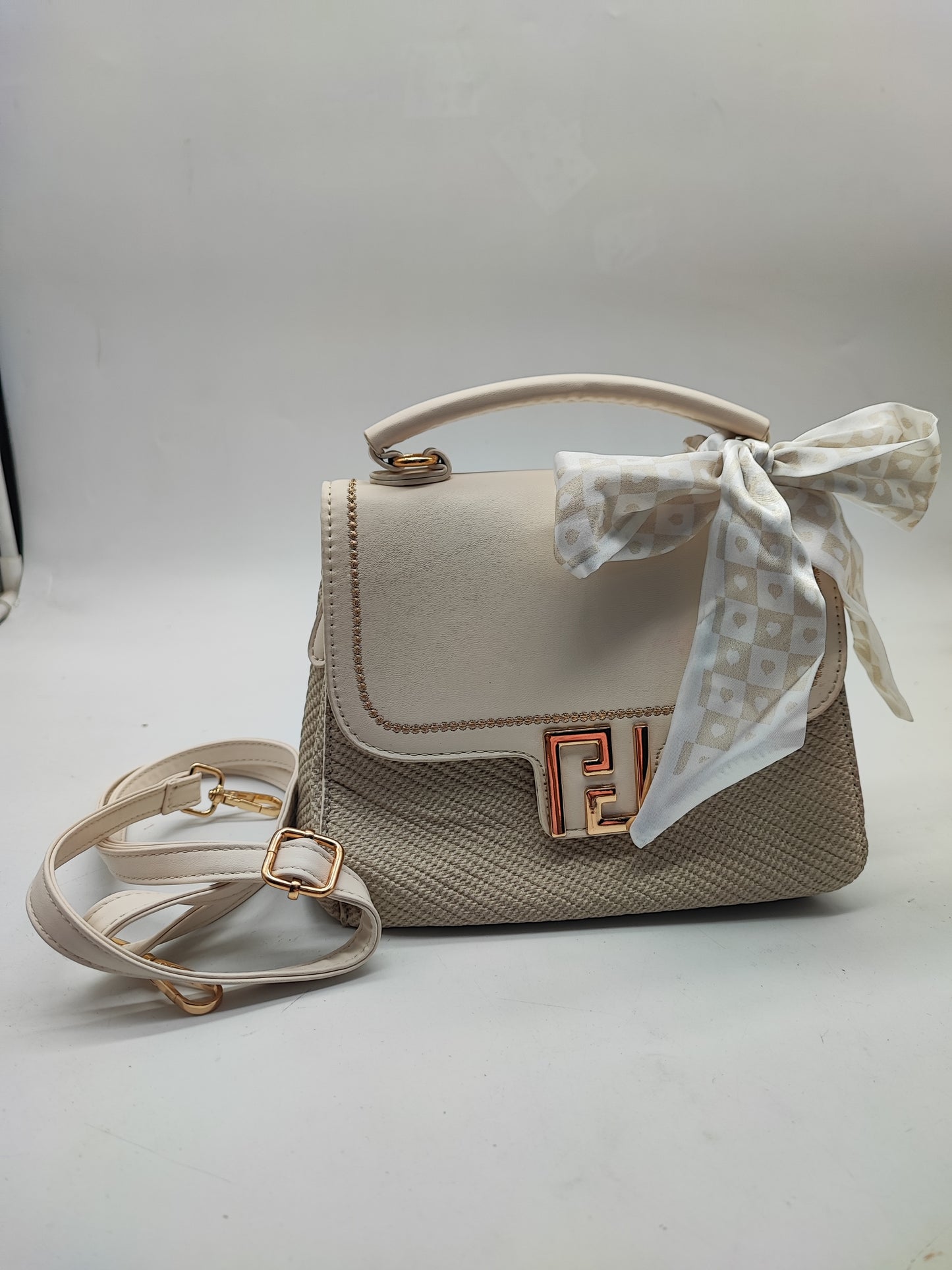 Bolso manos libres👜✨