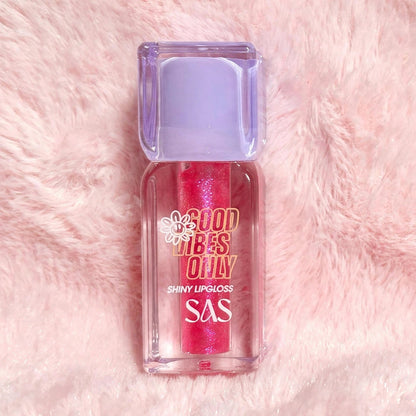 SHINY LIPGLOSS